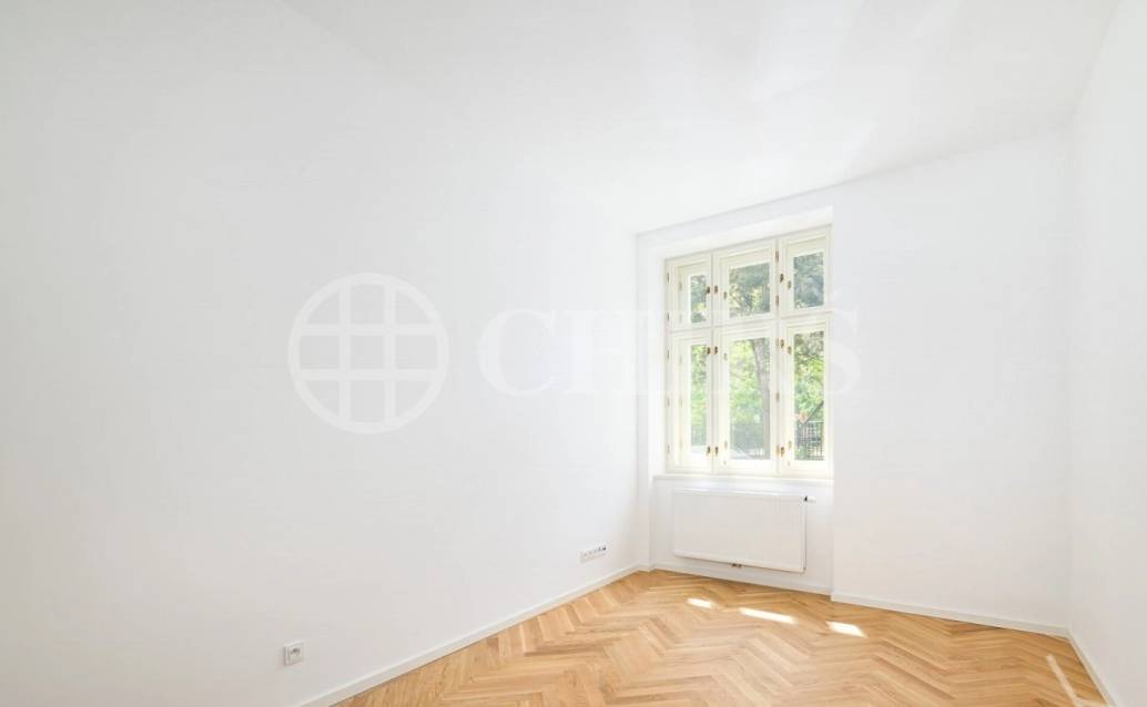 Prodej bytové jednotky 2+kk, OV, 43,2 m², ul. Na Výšinách 900/8, Praha 7 - Bubeneč