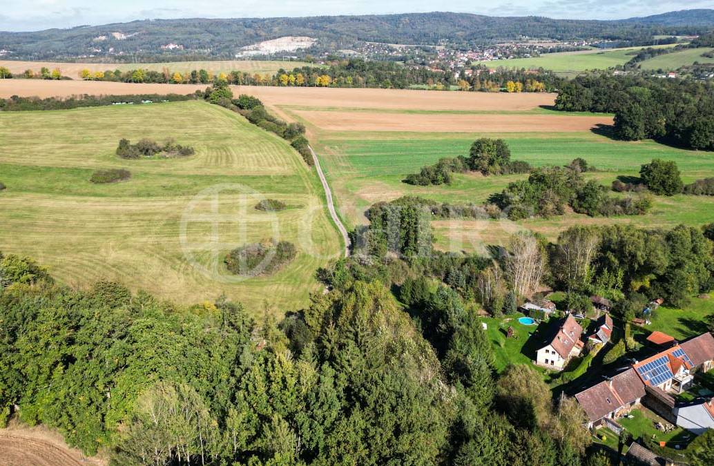 Prodej pozemku, OV, 1331m2, Břežany u Lešan