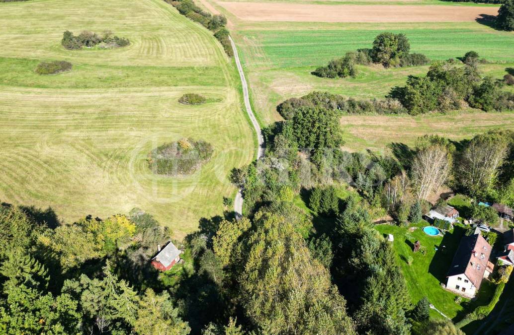 Prodej pozemku, OV, 1331m2, Břežany u Lešan