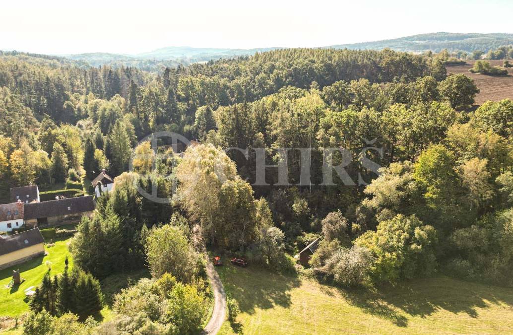 Prodej pozemku, OV, 1331m2, Břežany u Lešan