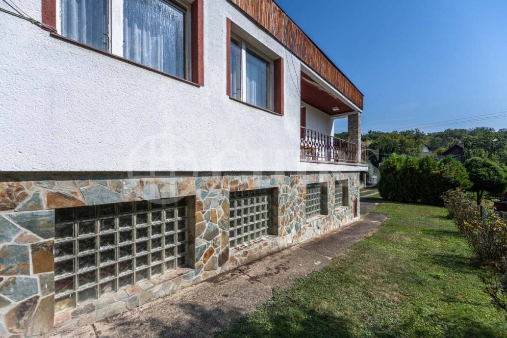 Prodej rodinného domu, 228m², ul. Lánská 337, obec Nižbor, okres Beroun