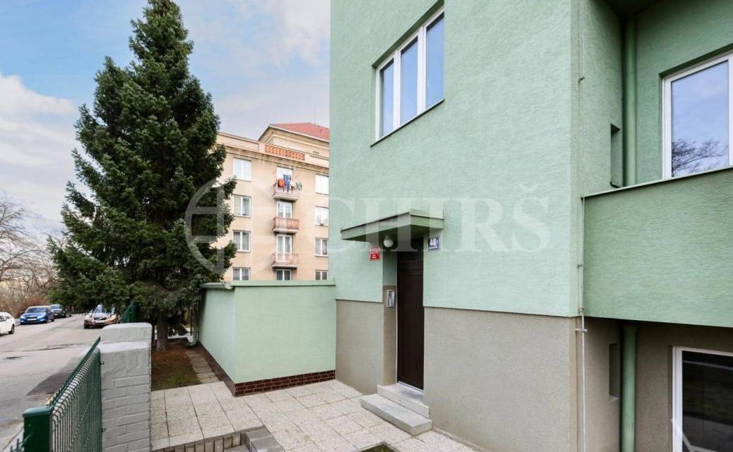 Prodej ubytovací jednotky 1+1, OV, 40,2 m², ul. Družstevní ochoz 1251/48, Praha 4 - Nusle