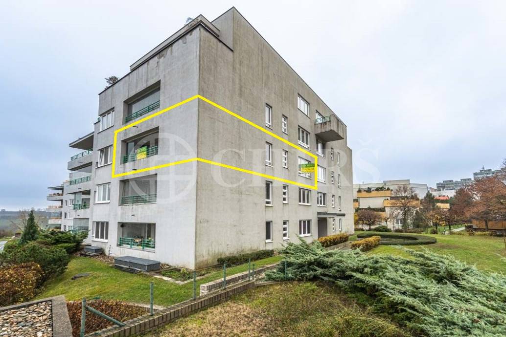 Prodej bytu 3+1 s lodžií, sklepem a garážovým stáním, OV, 105m², ul. Klausova 1360/13b, Praha 5 - Stodůlky