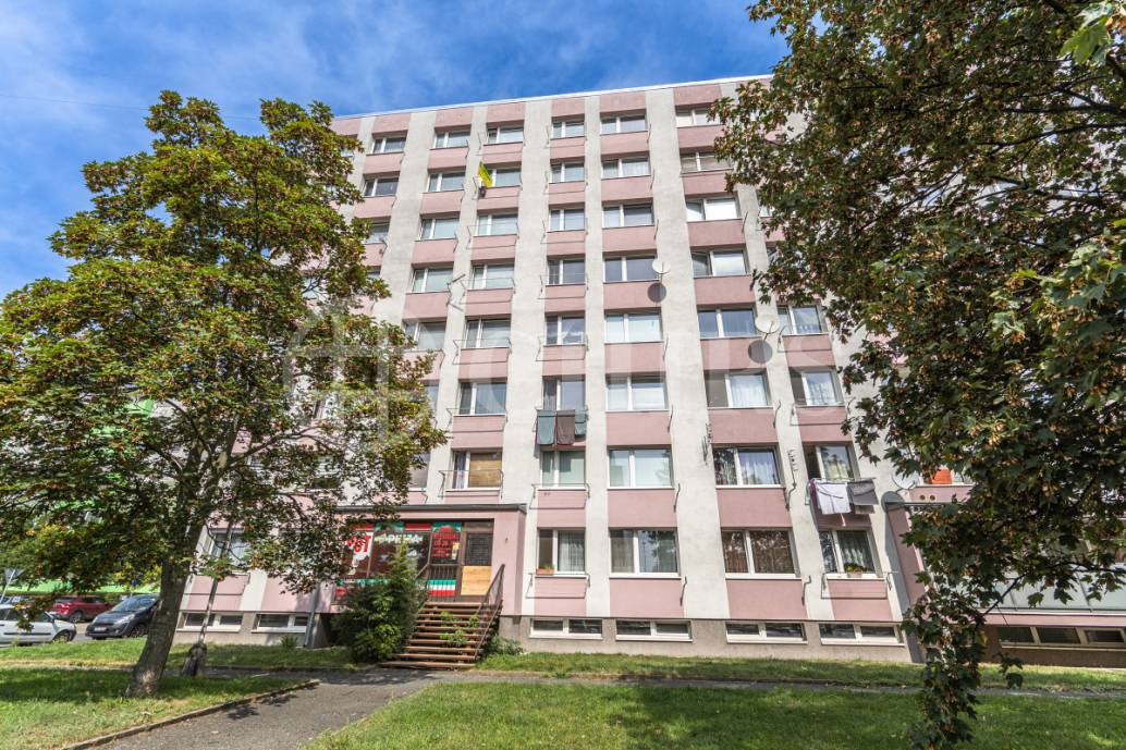 Prodej bytu 2+kk, 41 m2, OV, Na růžovém poli 2566, Kladno - Kročehlavy