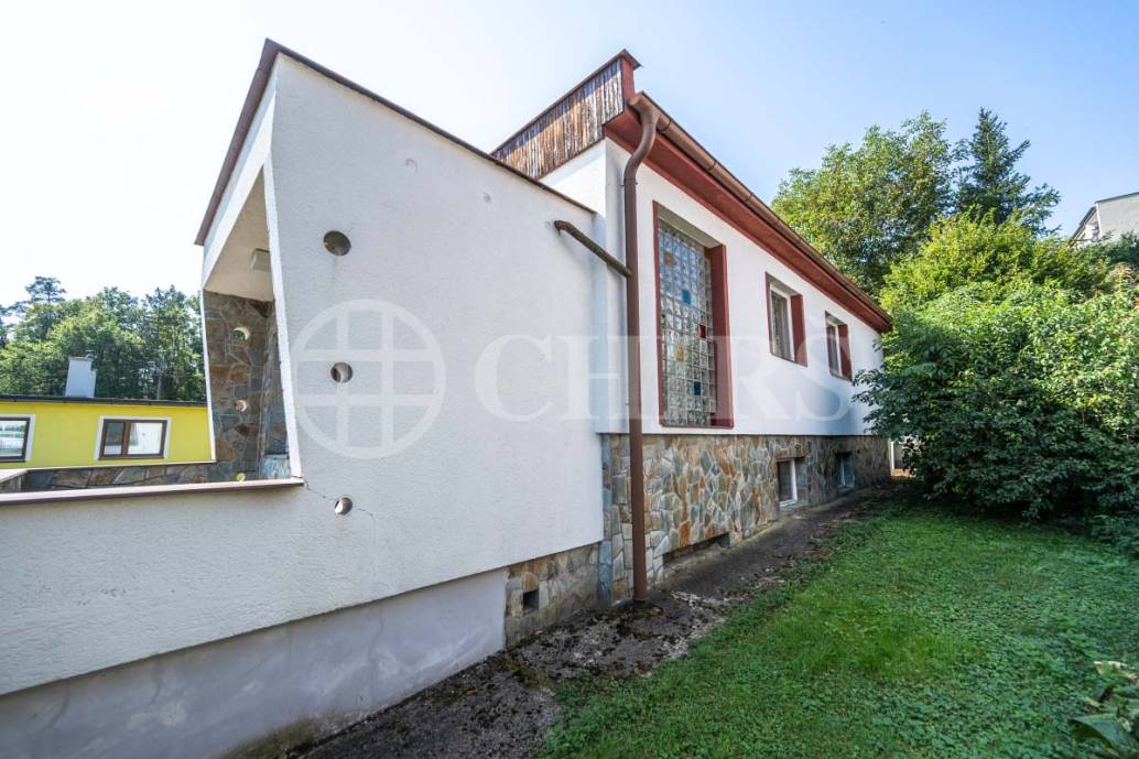 Prodej rodinného domu, 228m², ul. Lánská 337, obec Nižbor, okres Beroun