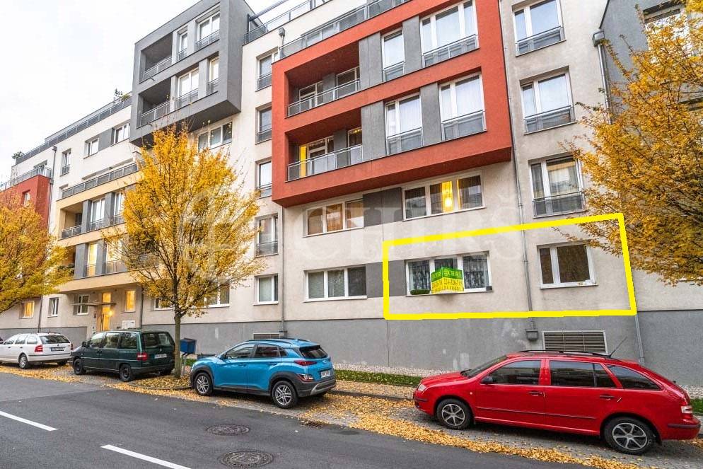 Prodej bytu 2+kk s garážovým stáním, OV, 58m2, ul. Raichlova 2619/7, Praha 5 - Stodůlky