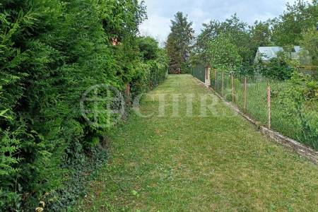 Prodej chaty 1+1, OV, 23m2, se zahradou 347m2, zah.kolonie Drsnice, Praha 6 - Sedlec