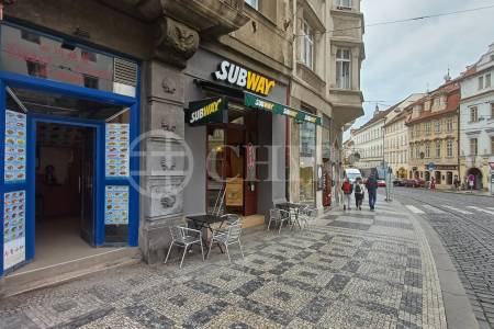 Prodej 45m2 nebytového prostoru. Karmelitská ulice, Praha 1